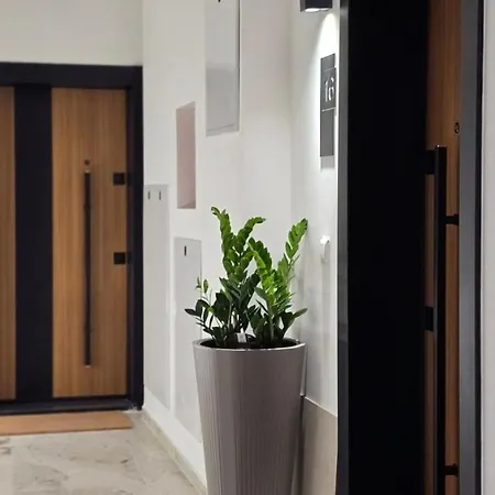 Ava Residence-modern In Скопье