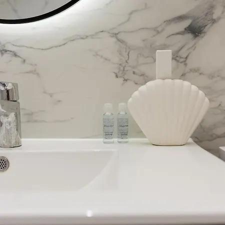 Апартаменты Ava Residence-modern In *